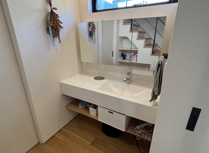 白山市鶴来新町　中古住宅