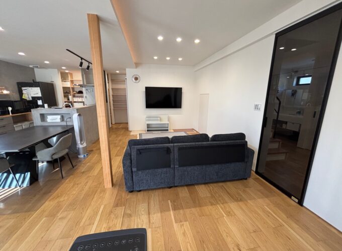 白山市鶴来新町　中古住宅