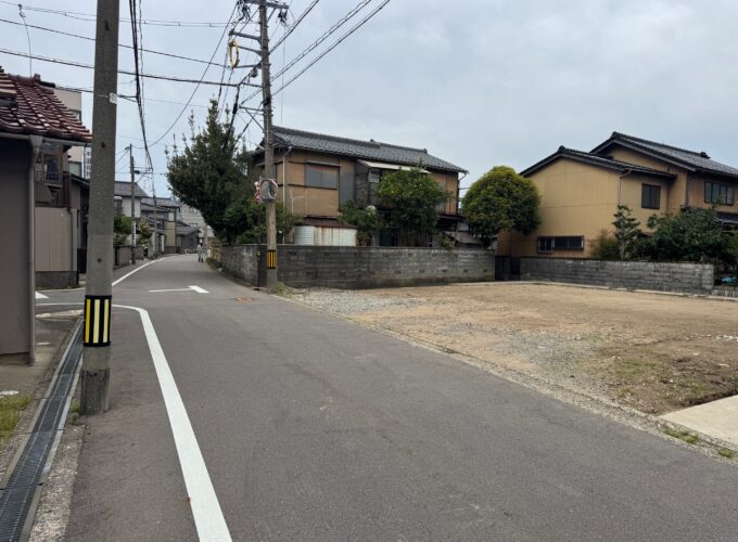金沢市泉２丁目　売土地